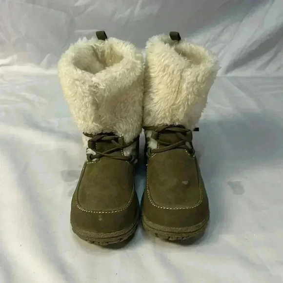 Mexx -  Kids Fall and Winter boot. Size 8 - Picture 1 of 9